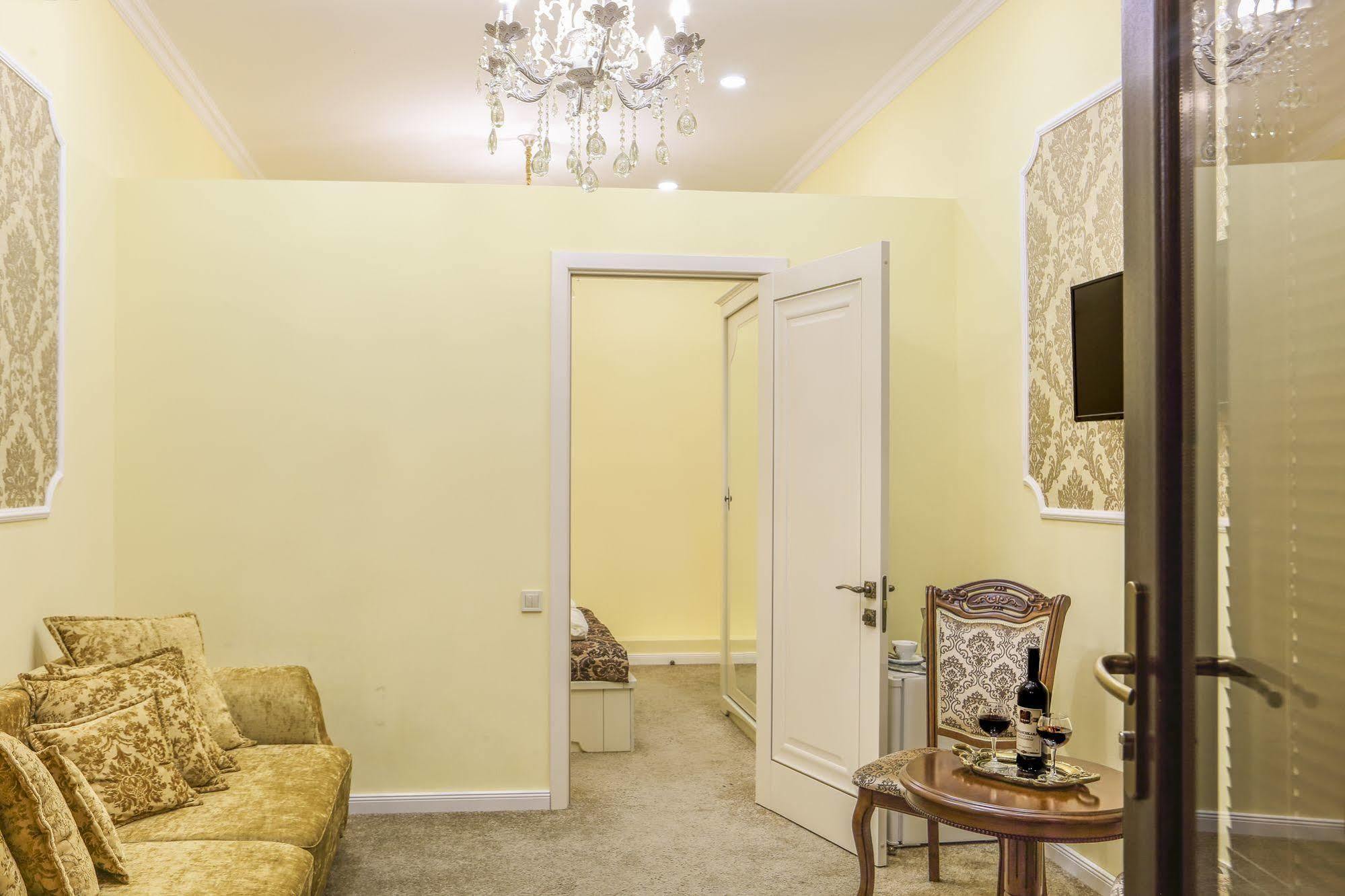 Onegin Rooms Tbilisi Exterior photo