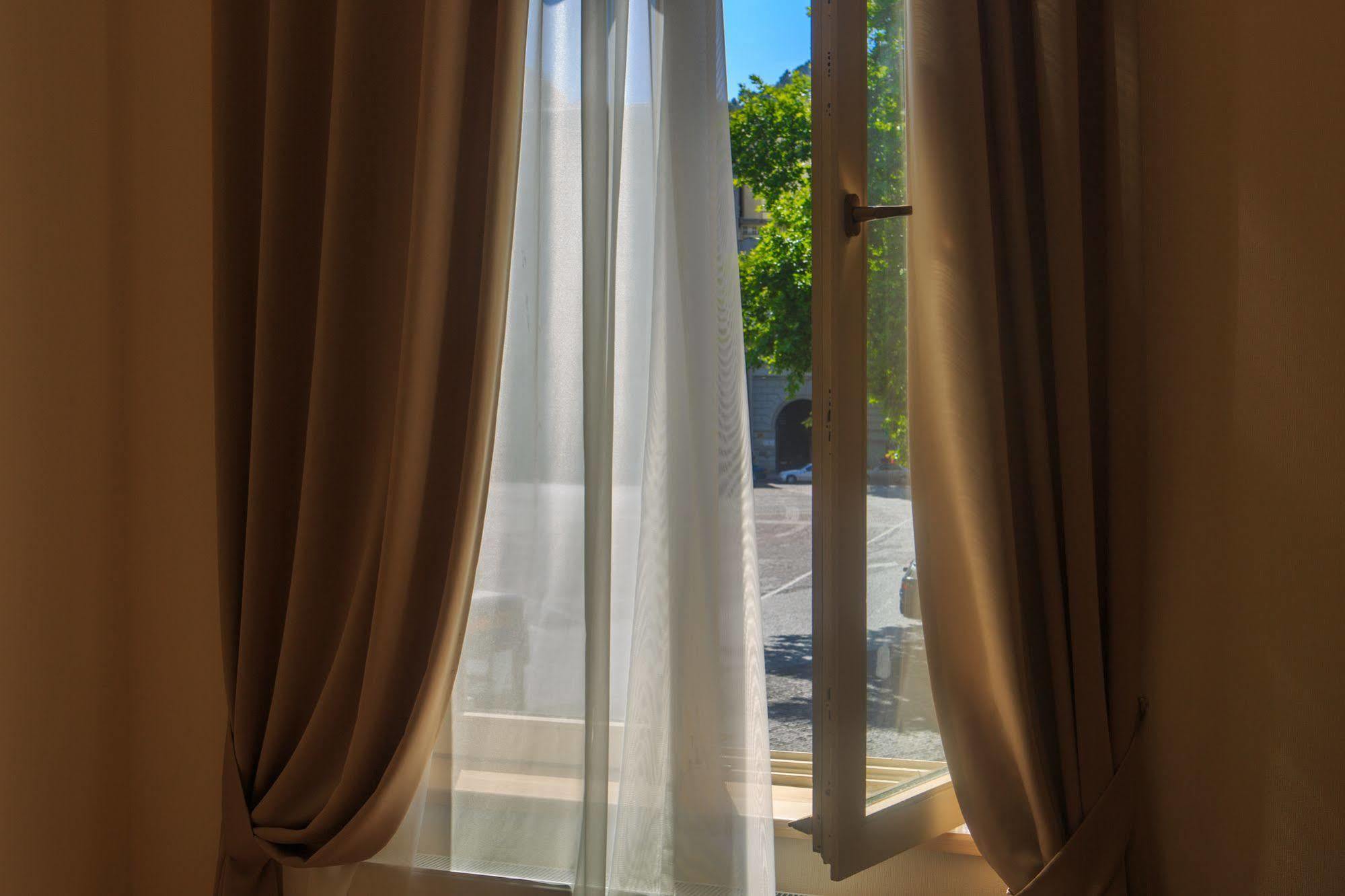 Onegin Rooms Tbilisi Exterior photo