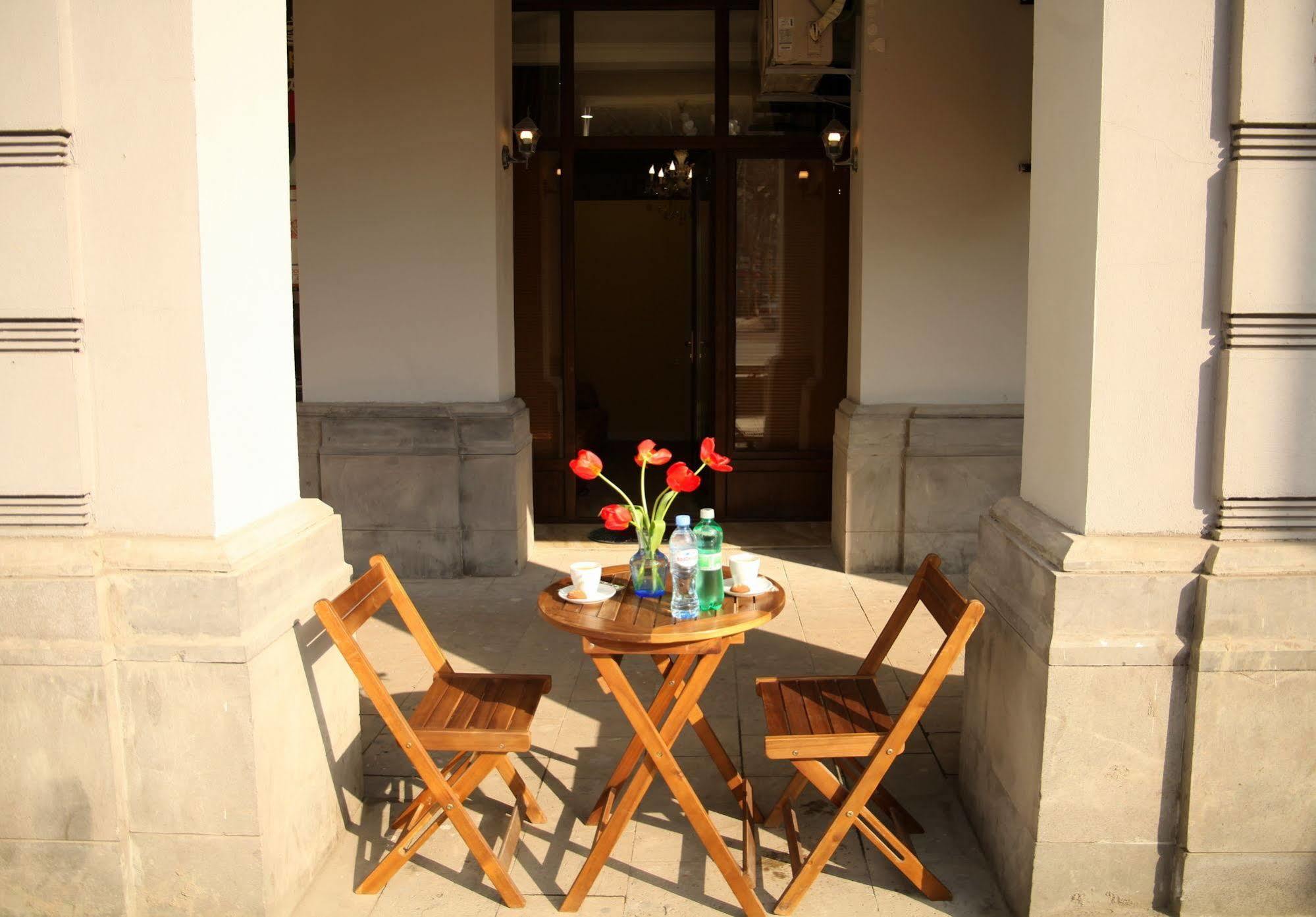 Onegin Rooms Tbilisi Exterior photo